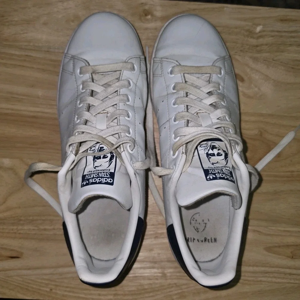 Adidas Men's Stan Smith Originals, Size 8 1/2  White/Navy Blue, FX5501